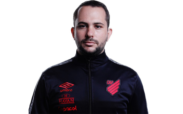 Flamengo acerta contratação de analista de desempenho do Athletico-PR