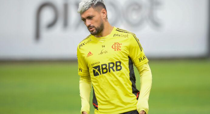 Arrascaeta é “maior estrangeiro da história do Flamengo” para Marcos Braz