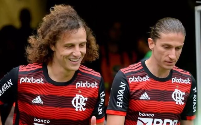 Você apoia? Flamengo pretende renovar com dupla de defensores experientes
