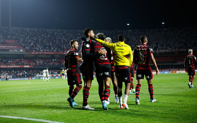 Flamengo busca melhorar desempenho no Morumbi em jogo de semifinal da Copa do Brasil