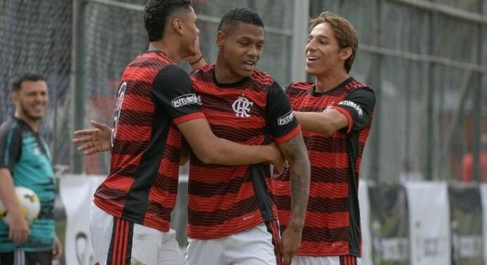 Brasileirão Sub-20: Flamengo tem Matheus França para jogo contra o Corinthians, na semifinal