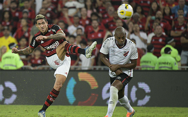 Flamengo abre venda de ingressos para jogo contra Athletico-PR, pelo Brasileirão