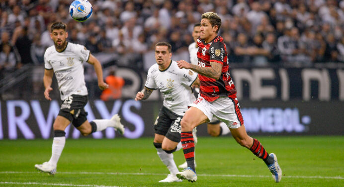 Flamengo não perde há 7 anos para o Corinthians como mandante