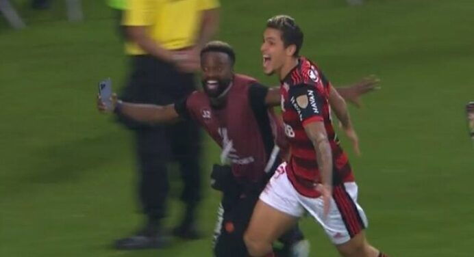Pode isso? Arnaldo Cezar Coelho critica quantidade de credenciados em Flamengo e Corinthians