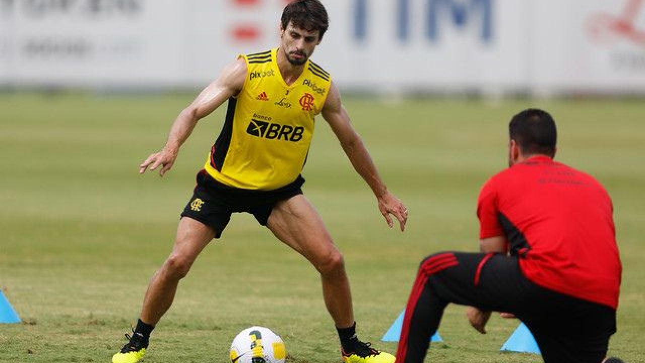 Rodrigo Caio passar&Atilde;&iexcl; por nova cirurgia, e Flamengo descarta retorno em 2022  - Flamengo - Not&Atilde;&shy;cias e jogo do Flamengo - Coluna do Fla