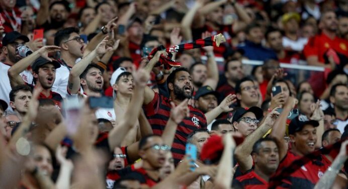Flamengo bate gigantes europeus em interações, e potencial com marketing pode ser milionário