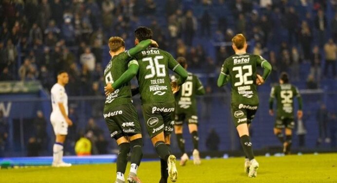 Adversário do Flamengo na Libertadores, Vélez completa 11 jogos sem vencer no Argentino