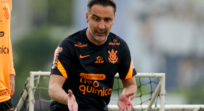 Corinthians tem quatro desfalques para jogo contra o Flamengo