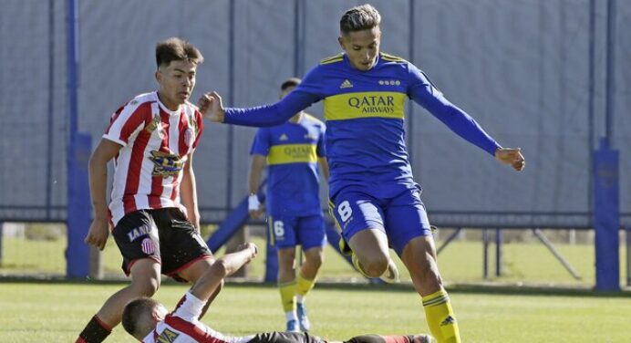 Agustín Almendra não está nos planos do Boca Juniors para 2023, e Flamengo pode ser opção