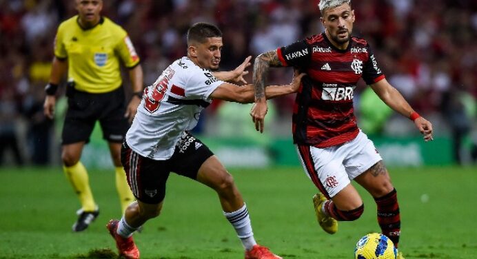 Flamengo e São Paulo têm apenas 1 vitória nas últimas 5 rodadas do Brasileirão