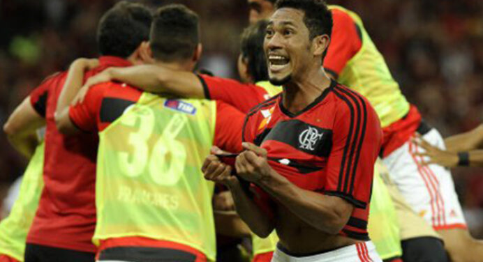 Ex-Flamengo, Hernane ‘Brocador’ dá palpite para as finais de Libertadores e Copa do Brasil