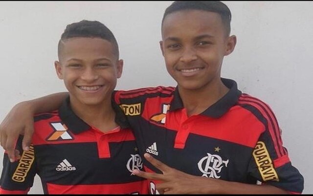 João Gomes se despede de Lázaro com texto emocionado e foto da infância: “Vai realizar seus sonhos”