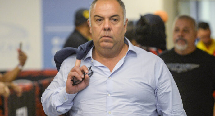 Flamengo inicia 2023 com saídas confirmadas, mas sem pressa por reforços