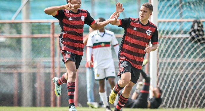 14 gols em 2 jogos: sub-15 do Flamengo atropela mais um na Taça Guanabara