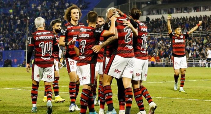 Flamengo receberá quantia milionária com possível classificação às finais de Libertadores e Copa do Brasil