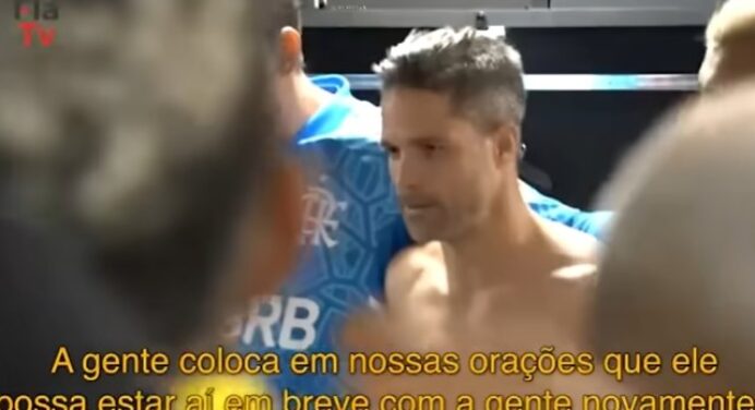 Flamengo dedica vitória a Denir após classificação contra Vélez; veja os bastidores
