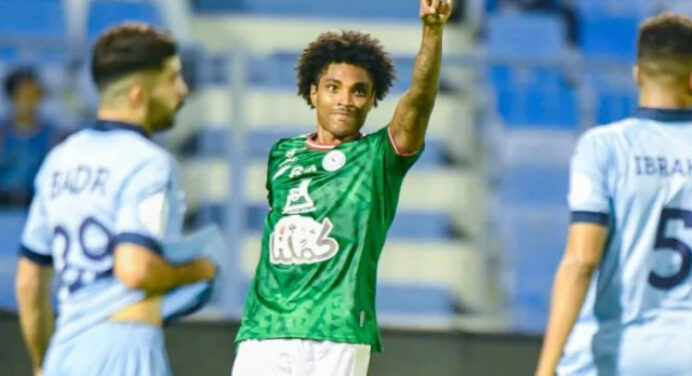 Ex-jogador do Fla, Vitinho marca gol e declara: “Feliz por jogar o meu melhor futebol”