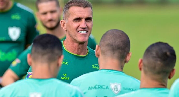 América-MG tem dois reforços importantes para jogo contra o Flamengo