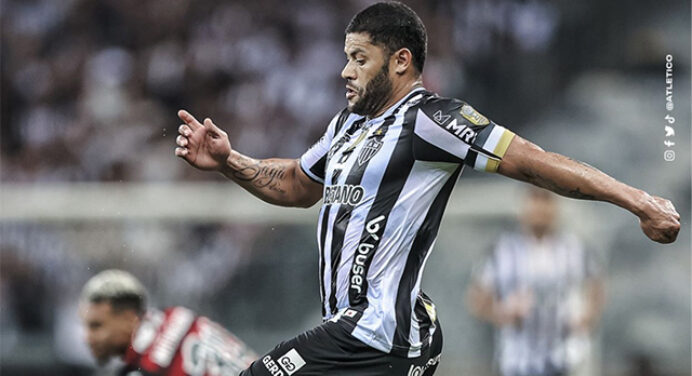 Atlético-MG tem retorno de três jogadores importantes para jogo contra Flamengo; veja provável escalação