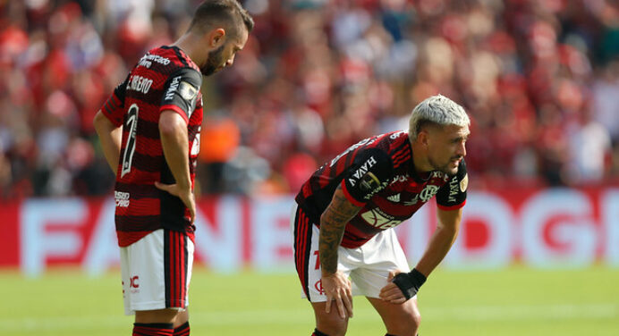 Seleção rubro-negra! Flamengo tem 7 representantes em ‘time da temporada’ da Libertadores