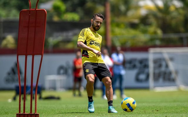 Com novidade, Flamengo finaliza treino desta segunda com foco na final da Copa do Brasil