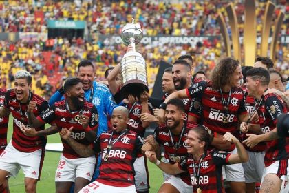 Jogadores do Flamengo comemoram título da Libertadores 2022
