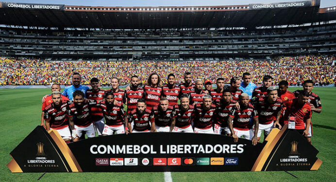 Dois jogadores do Flamengo estão na mira de times da Inglaterra