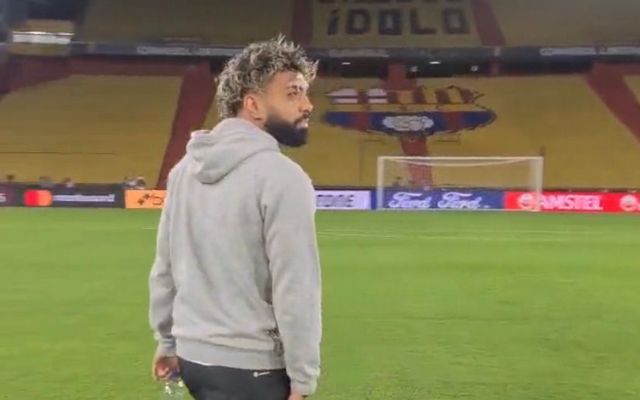 Predestinado! Gabigol faz reconhecimento de gramado antes de final da Libertadores