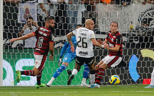 Corinthians x Flamengo aumenta audiência da Globo, mas fica abaixo de Fla x Atlético-MG
