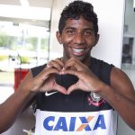 Rodinei com a camisa do Corinthians