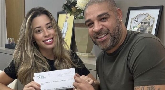 Ídolo do Flamengo, Adriano Imperador anuncia casamento