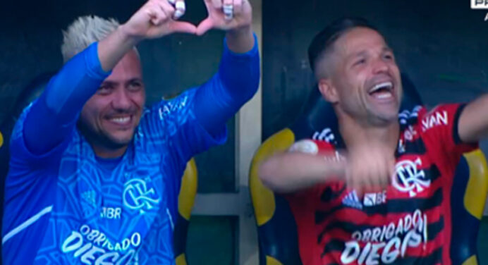 Até 2023! Flamengo perde para o Avaí em jogo de despedida de Diego Alves e Diego Ribas