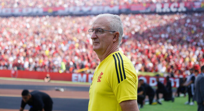 Dorival Júnior abre o jogo sobre trajetória no Flamengo e escolha do clube por Vítor Pereira