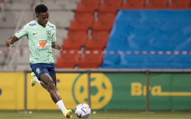Vinicius Junior treina entre os titulares às vésperas da estreia do Brasil na Copa do Mundo