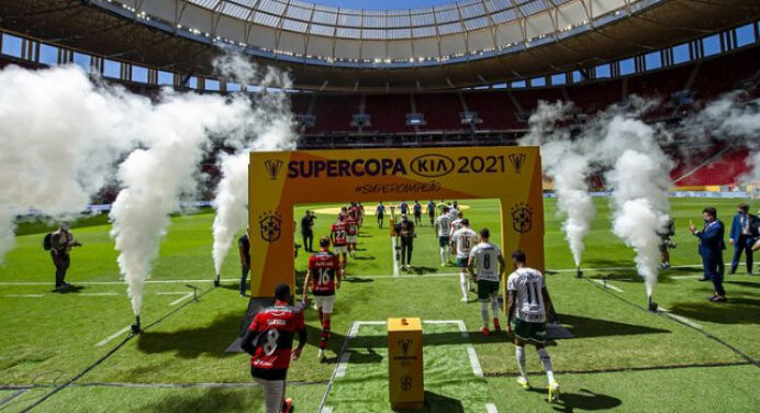 Supercopa do Brasil | Cidade do exterior entra na briga para sediar Flamengo e Palmeiras
