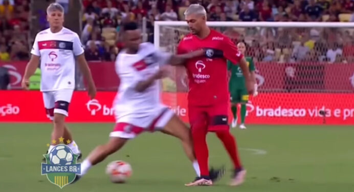 Arrascaeta vai mudar de nome após Jogo das Estrelas de Zico