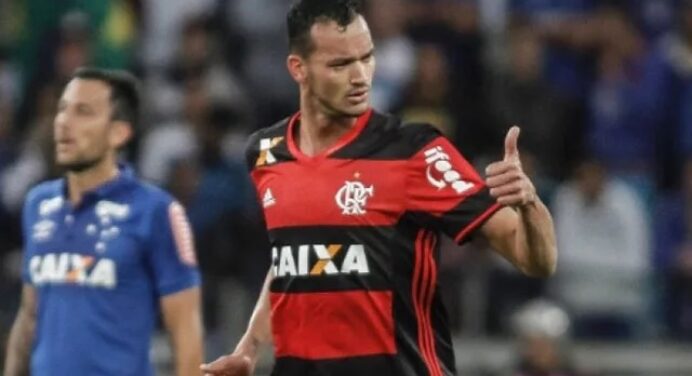 Técnico de adversário do Brasil, Paulo Bento tem derrota para Flamengo no histórico