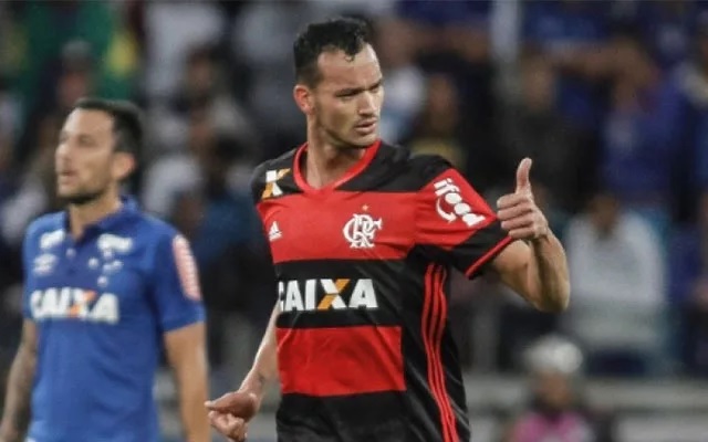 Técnico de adversário do Brasil, Paulo Bento tem derrota para Flamengo no histórico