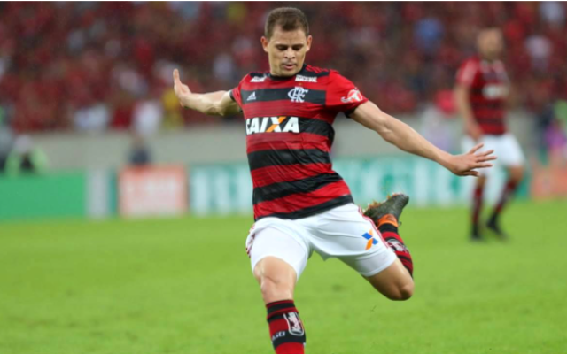 Ex-Flamengo é anunciado como reforço de time da Série D do Brasileirão