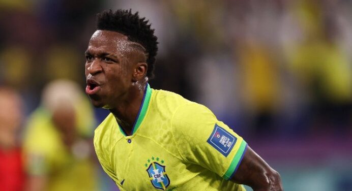 Com gol de Vini Jr e assistência de Paquetá, Brasil goleia em amistoso; Ayrton Lucas faz boa atuação