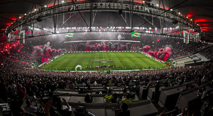 Flamengo vende mais de 47 mil ingressos para estreia do time principal contra Portuguesa