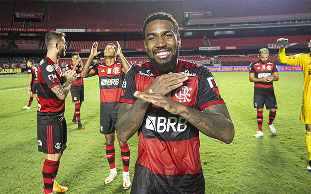 “Não tem como explicar”: Gerson reverencia torcida do Flamengo