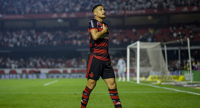 Com saída encaminhada, João Gomes fica fora da lista de relacionados para Flamengo x Portuguesa