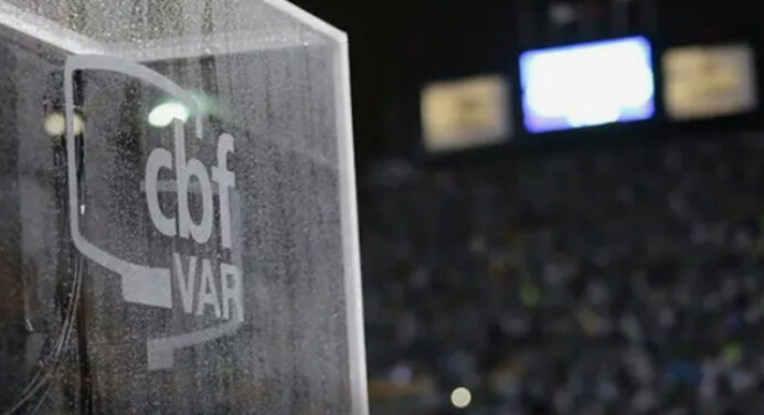 CBF estreia novidade importante no VAR em Palmeiras x Flamengo, pela Supercopa