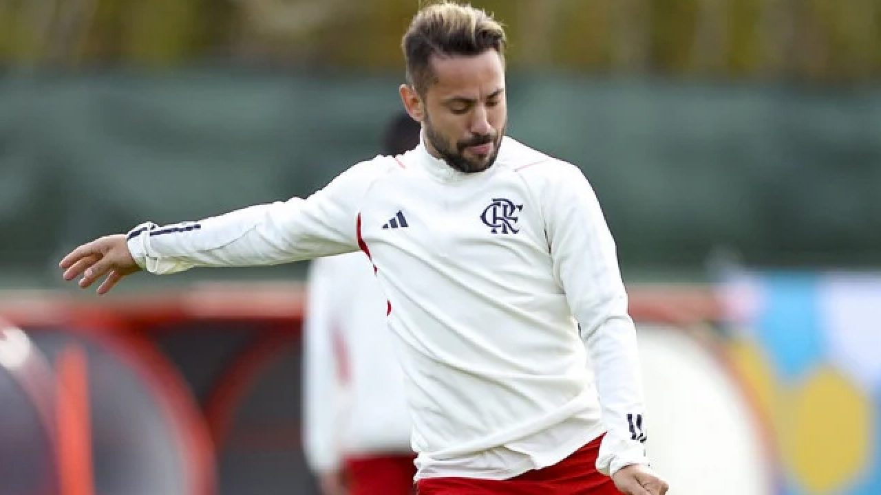 Vítor Pereira dará nova chance a quarteto ofensivo do Flamengo na Recopa