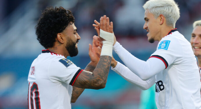 Dupla de ataque, Gabigol e Pedro são responsáveis por 79% dos gols do Flamengo em 2023