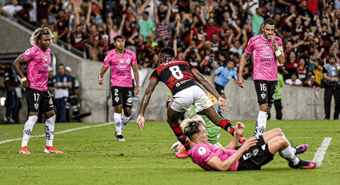 Flamengo realiza 28º jogo contra equipes equatorianas na história