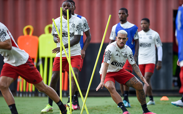 ‘Virada de chave’ após o Mundial: veja fotos de treino do Flamengo nesta segunda