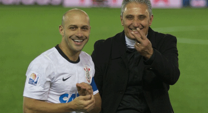 Gerente do Corinthians aponta planejamento do Flamengo como ‘fórmula’ para conquistar títulos