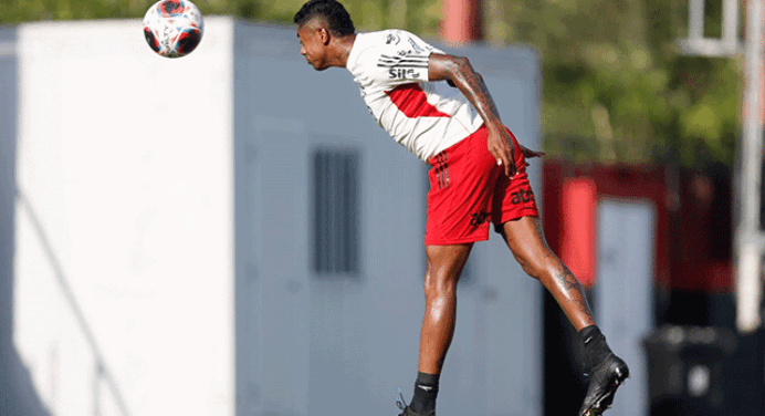 Bruno Henrique surpreende em recuperação e pode antecipar volta aos jogos